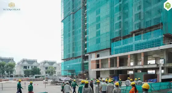 Tập trung nhân công thi công hoàn thiện tại các tháp, tháng 09/2025
