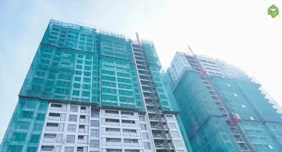 Bắt đầu tháo giàn giáo bao che mặt ngoài, tháng 10/2025